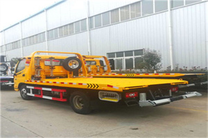 港南附近拖车救援搭电